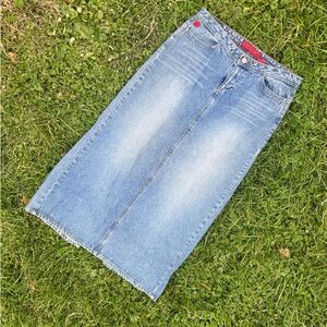 Womens Y2K bongo low rise skirt